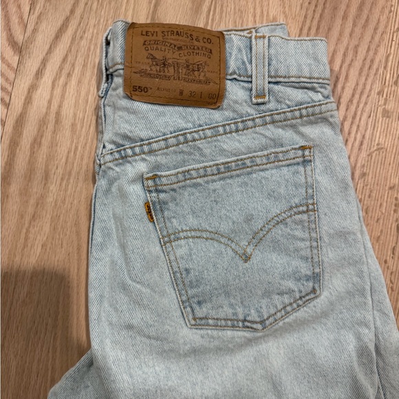 Men’s yellow tag vintage Levi jorts - Picture 2 of 3